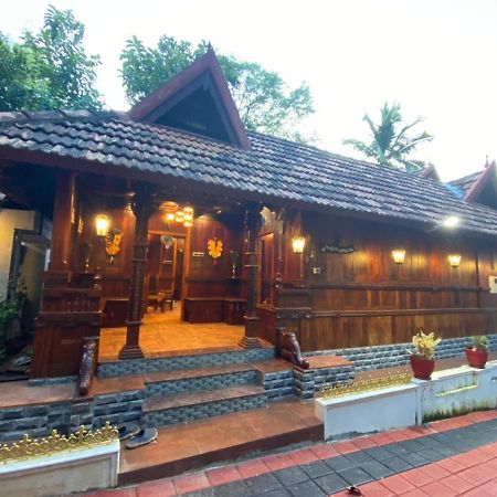 Mayoorapanjaram Neyyattinkara Exterior foto