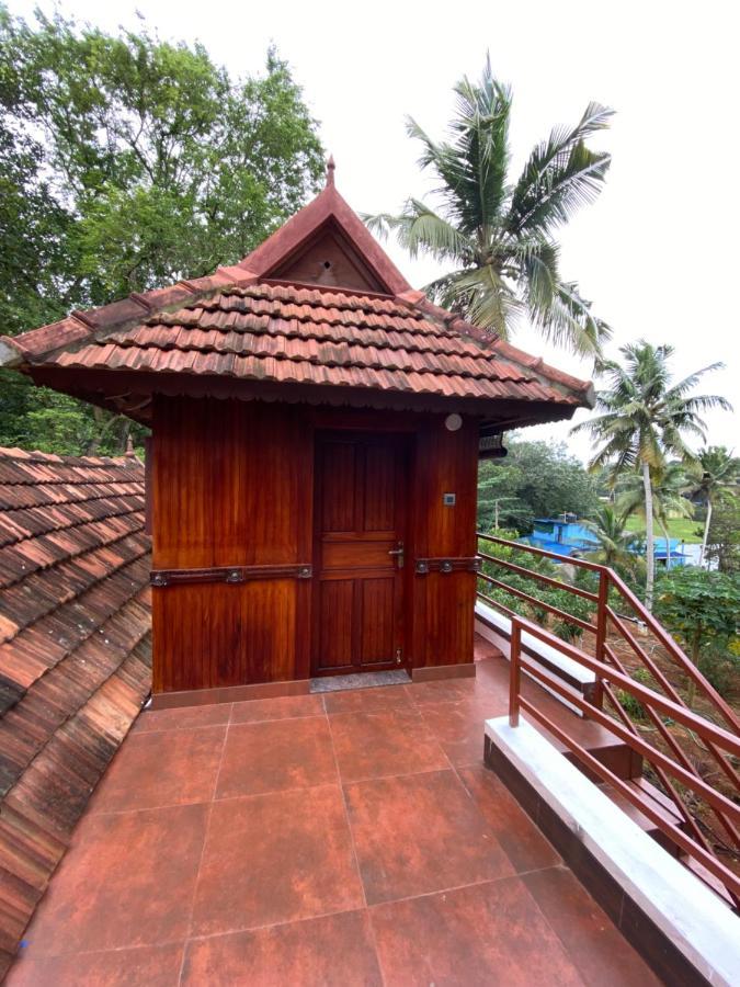 Mayoorapanjaram Neyyattinkara Exterior foto